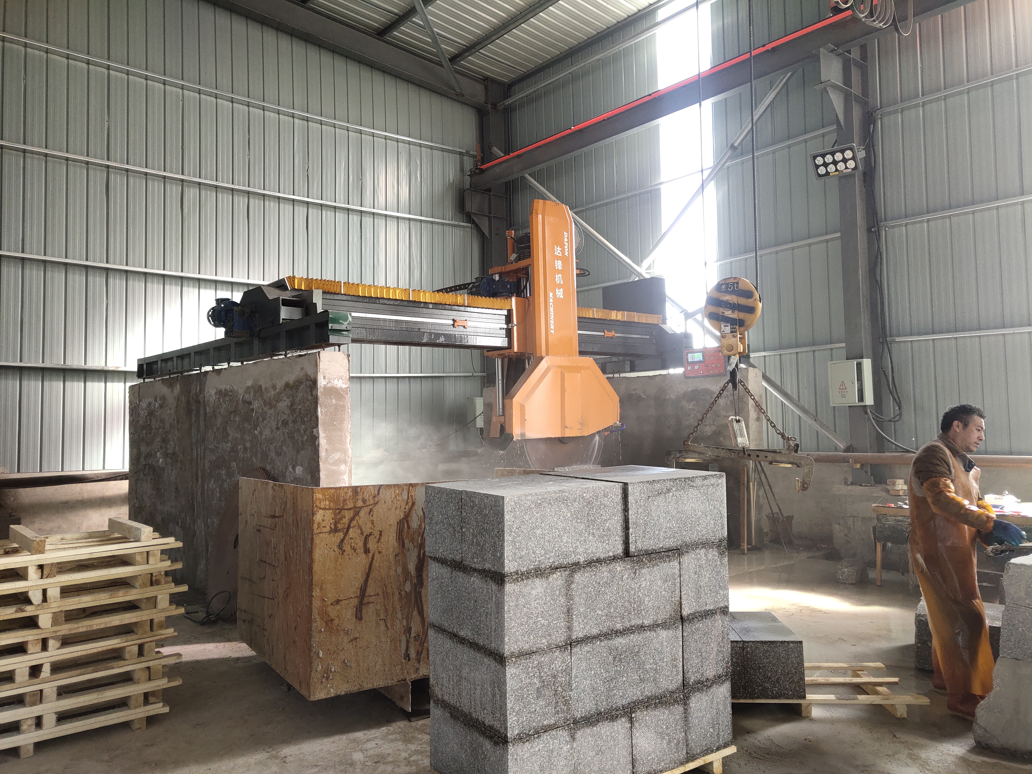 مزایای استفاده از دستگاه های برش سنگ چیست؟